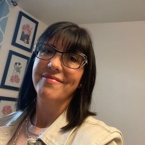 Meet your Posher, Nadia